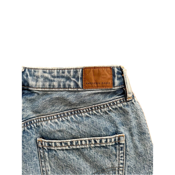 American Eagle Rise 90s Boyfriend Denim Cutoff Shorts Distressed 6 A000602 - Picture 2 of 10